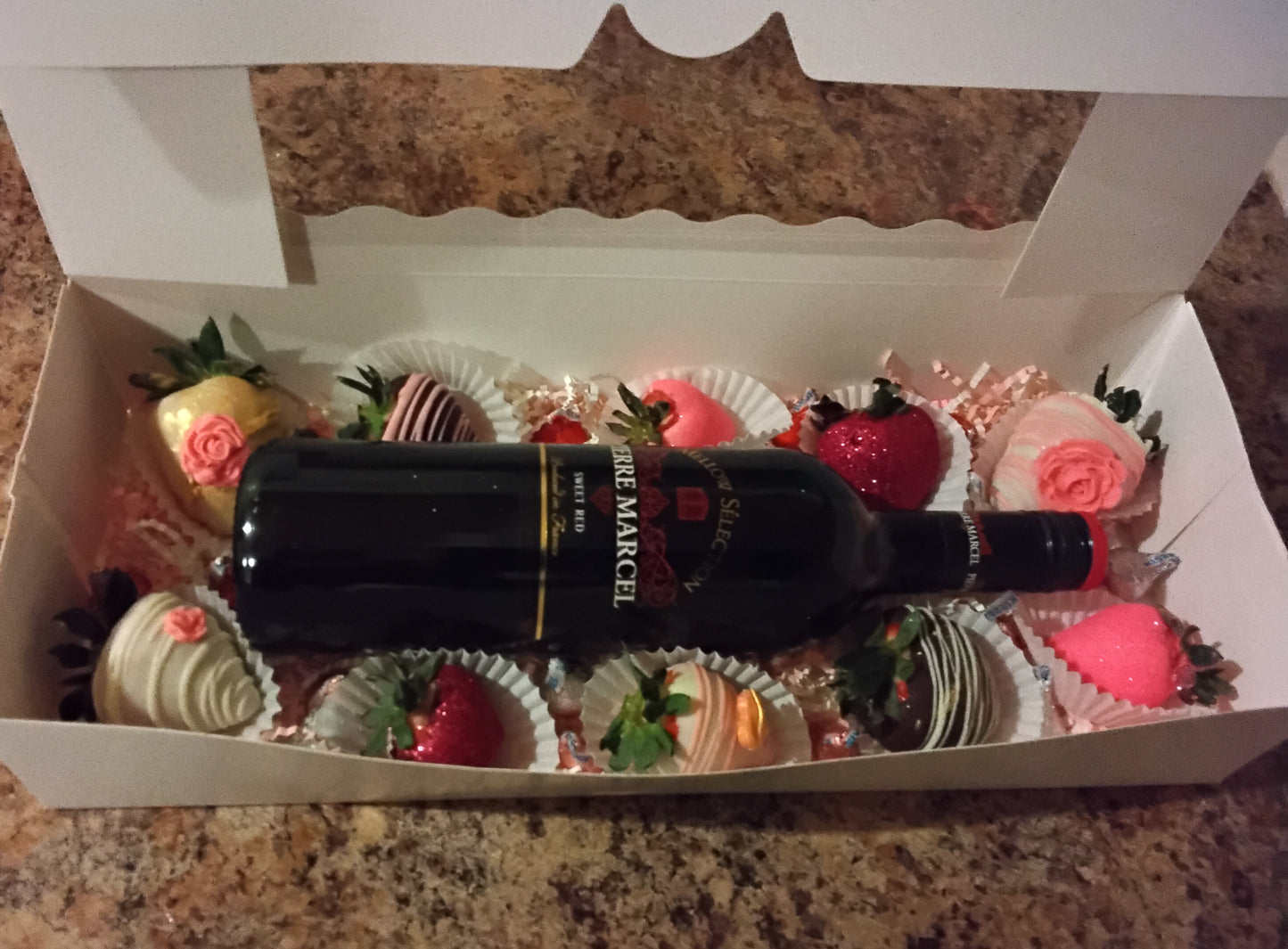 Chocolate Covered Strawberry Grand Package