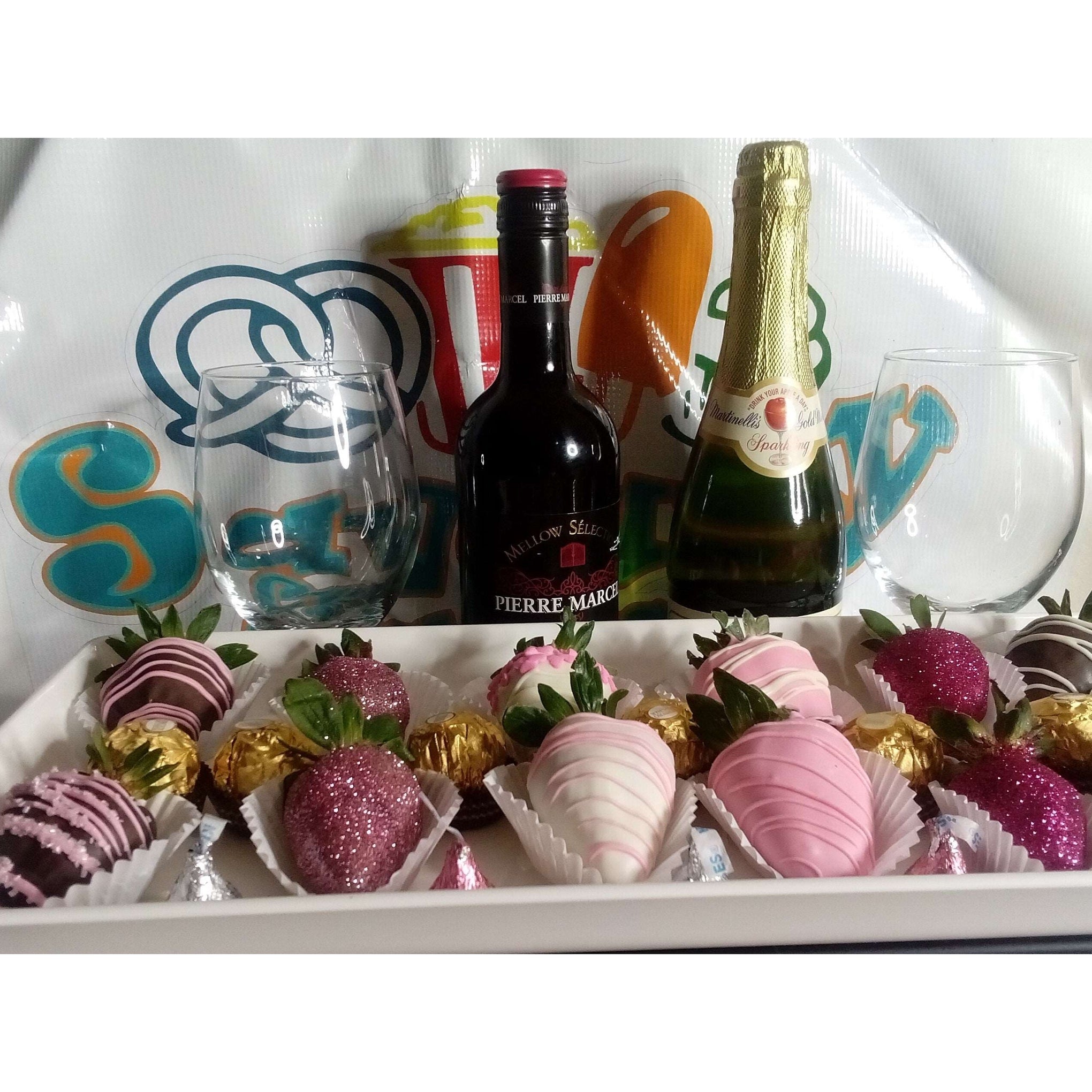 Chocolate Covered Strawberry Grand Package