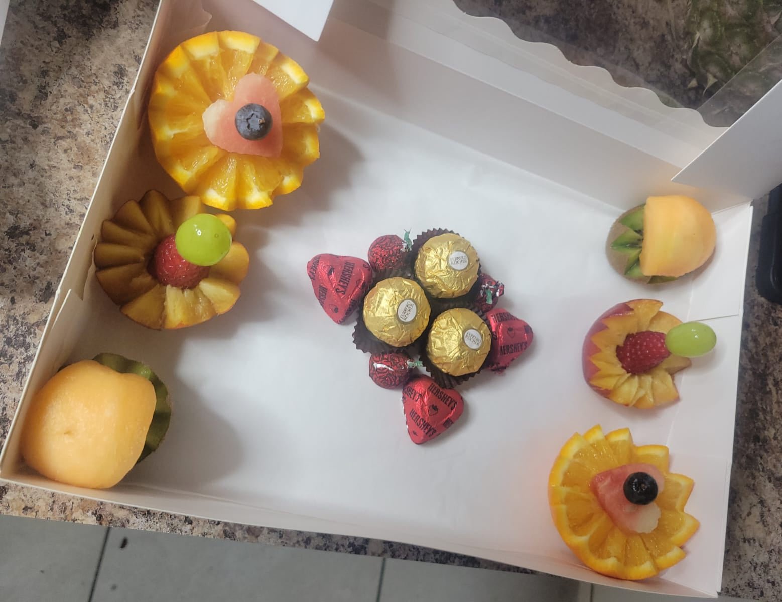 Chocolate Covered Strawberry Grand Package - Savoury Cravings Company