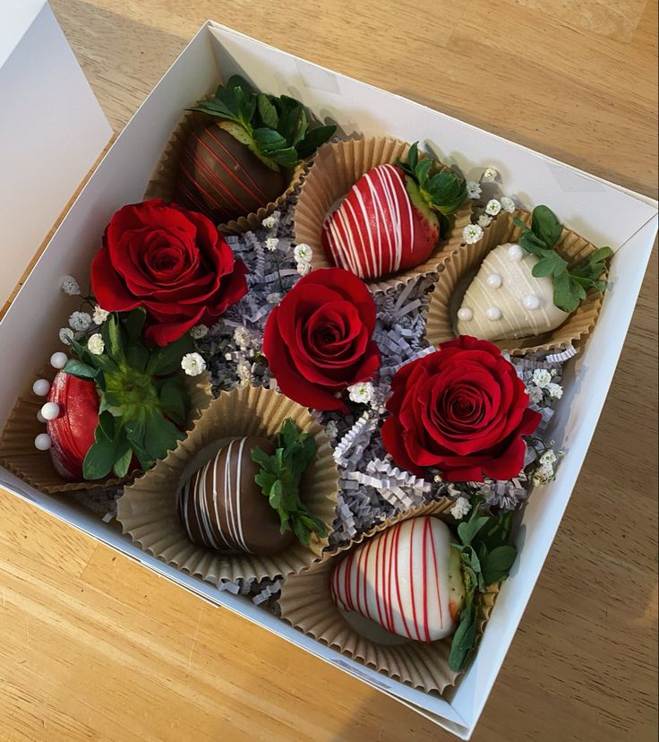 Chocolate Covered Strawberry: Roses & Berries